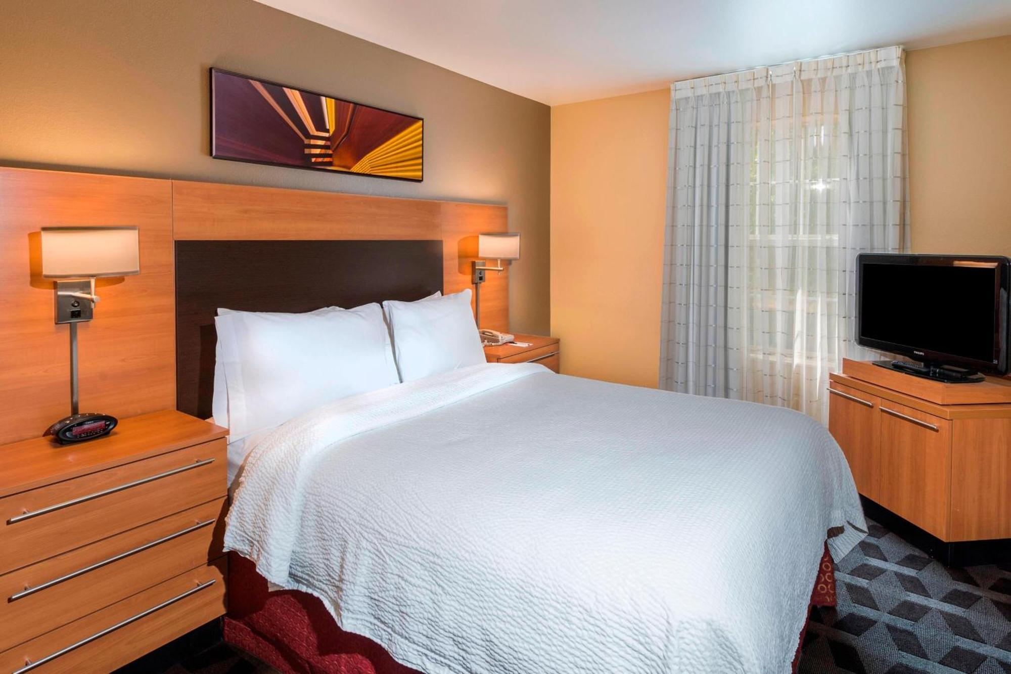 Towneplace Suites By Marriott Atlanta Kennesaw Bagian luar foto