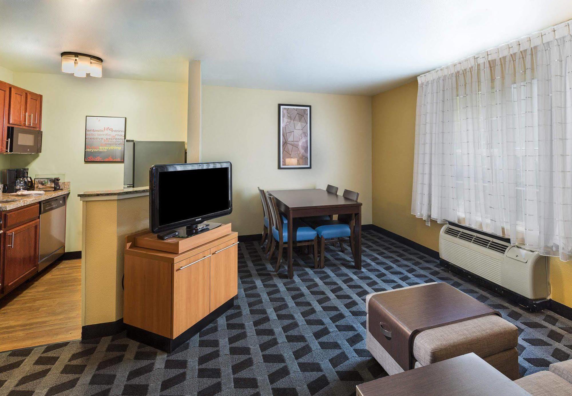Towneplace Suites By Marriott Atlanta Kennesaw Bagian luar foto